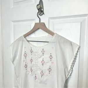 ✧･ﾟembroidered white cottage shirt